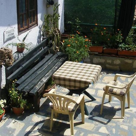 Authentic Guest Stay in the heart of Veliko Tarnovo Студио с изглед към Царевец Экстерьер фото