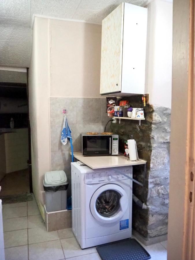 Authentic Guest Stay in the heart of Veliko Tarnovo Студио с изглед към Царевец Экстерьер фото