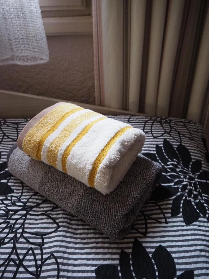 Authentic Guest Stay in the heart of Veliko Tarnovo Студио с изглед към Царевец Экстерьер фото